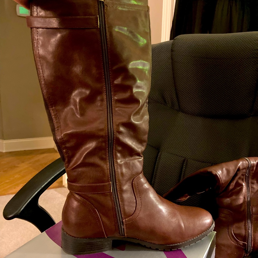 Lane Bryant brown boots 10W with stretch calf.
